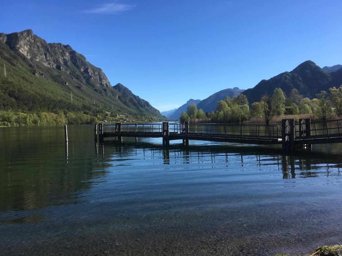 Casa Carla, Bis 4 Personen, Garten, Balkon Mit Blick Auf Den See Und Die Berge Crone Esterno foto