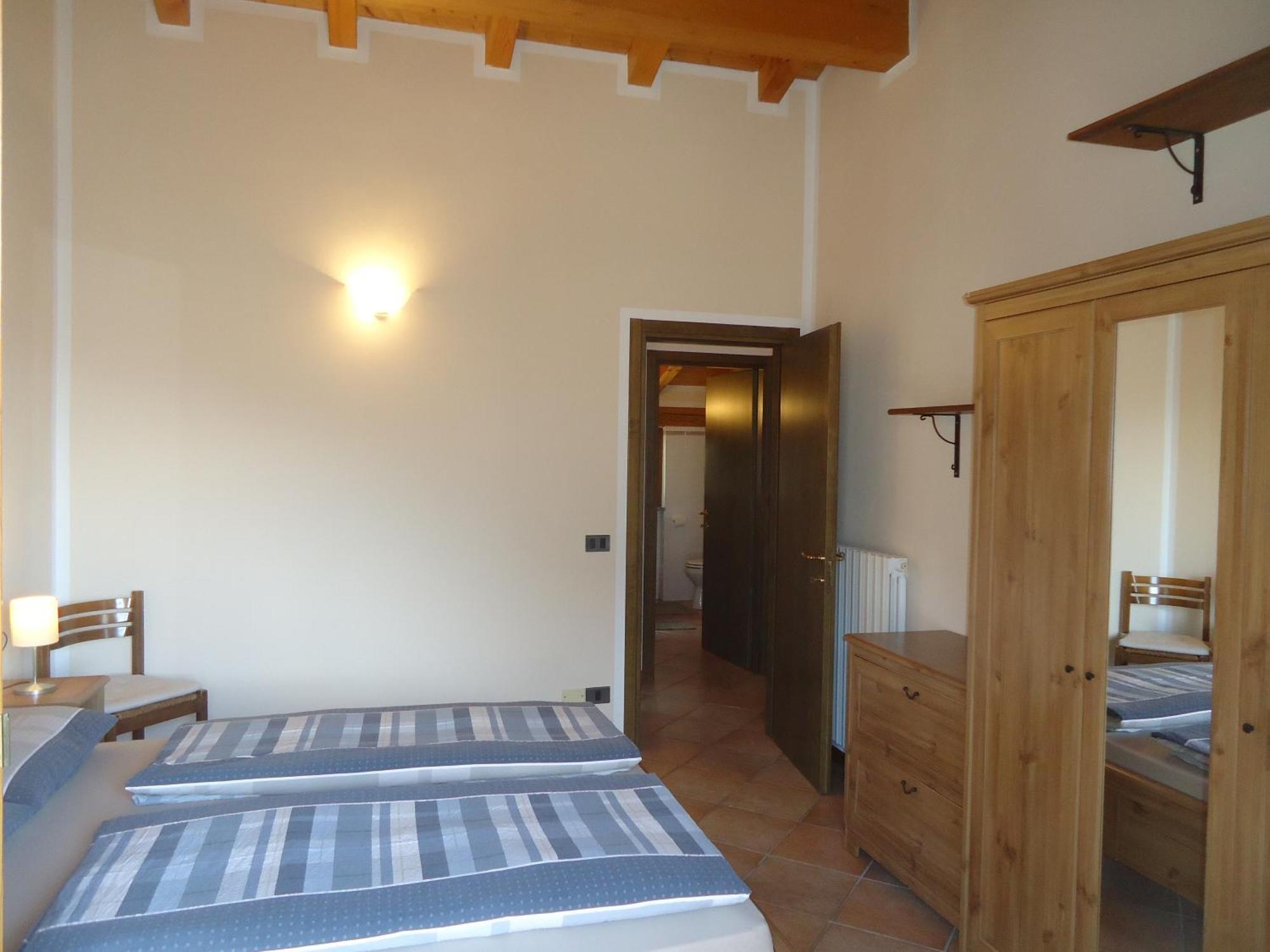 Casa Carla, Bis 4 Personen, Garten, Balkon Mit Blick Auf Den See Und Die Berge Crone Esterno foto